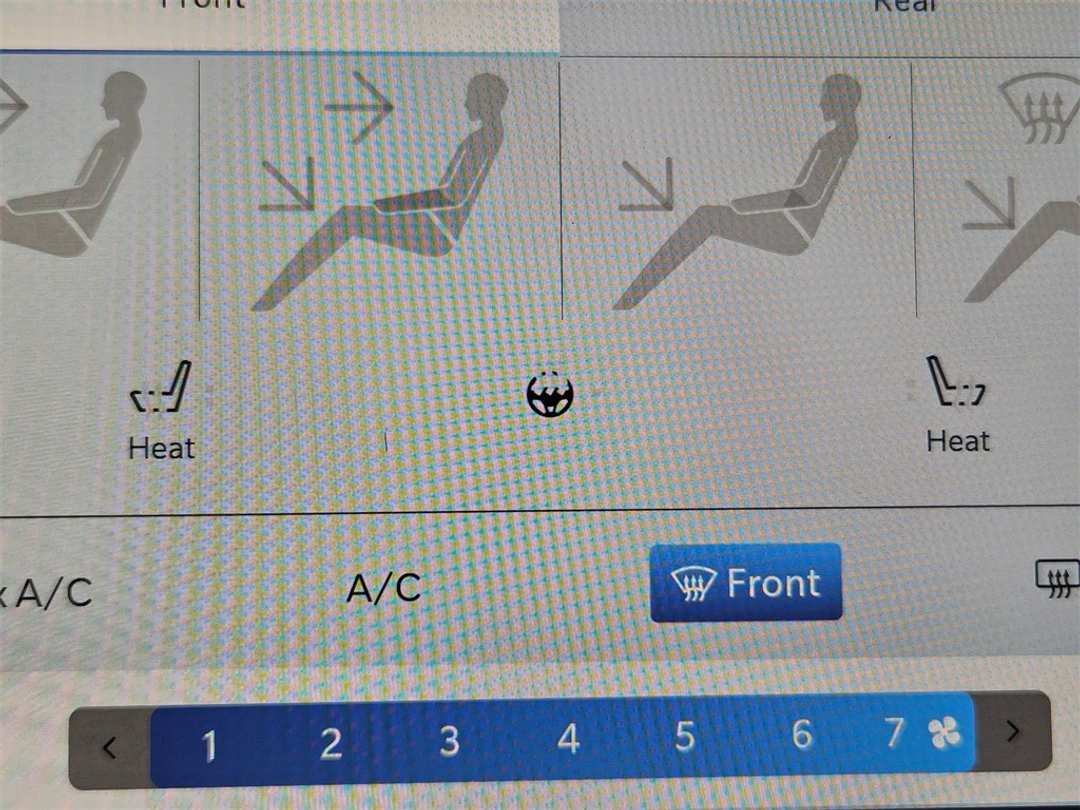 2026 Chrysler Voyager LX - Image 22