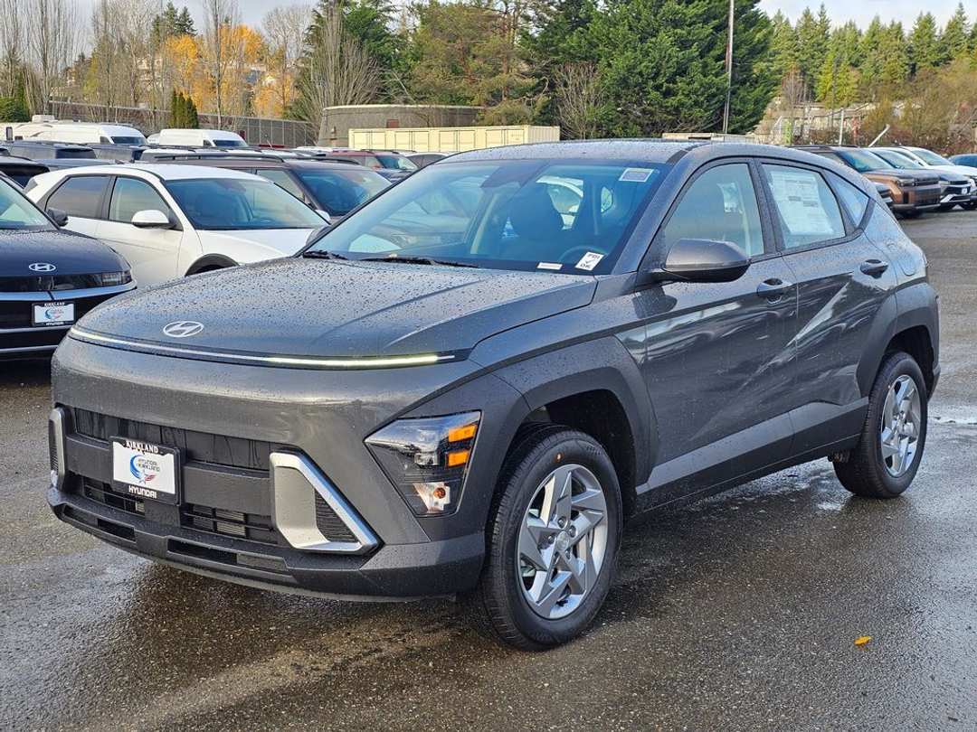 2026 Hyundai Kona SE - Image 3