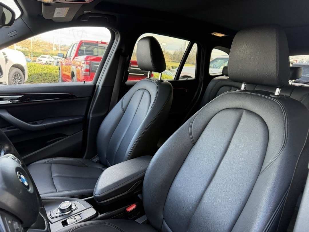2020 BMW X1 xDrive28i - Image 16