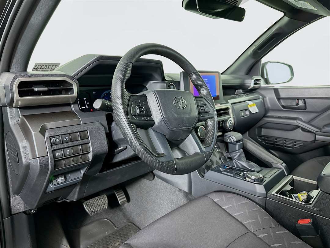 2025 Toyota Tacoma SR5 - Image 9