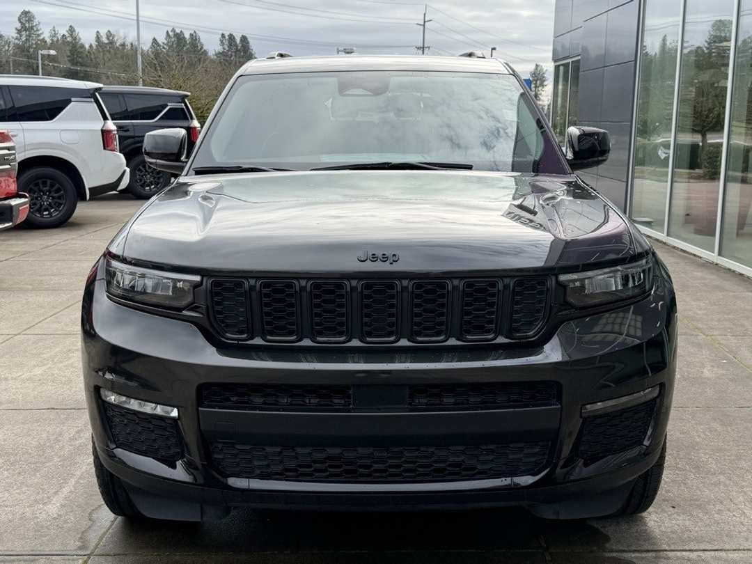 2024 Jeep Grand Cherokee L Limited - Image 3