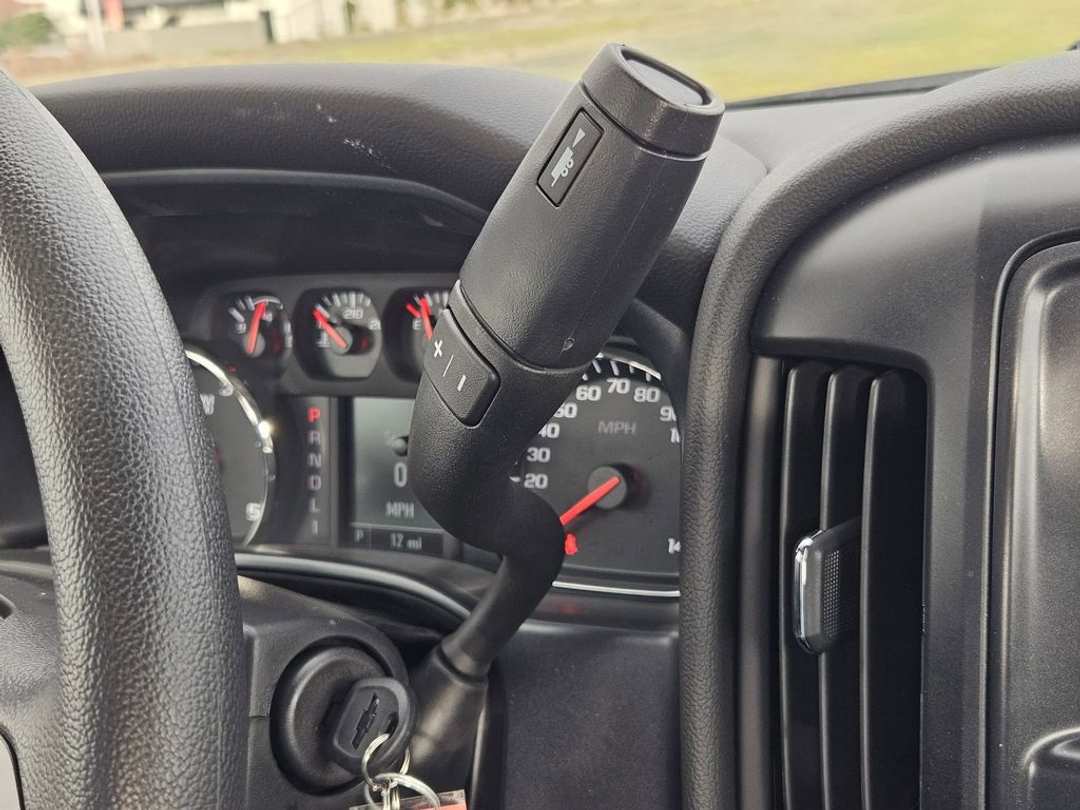 2025 Chevrolet Silverado 4500Hd - Image 18