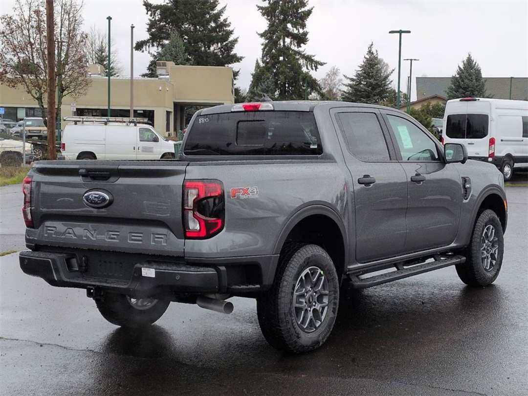 2025 Ford Ranger XLT - Image 5