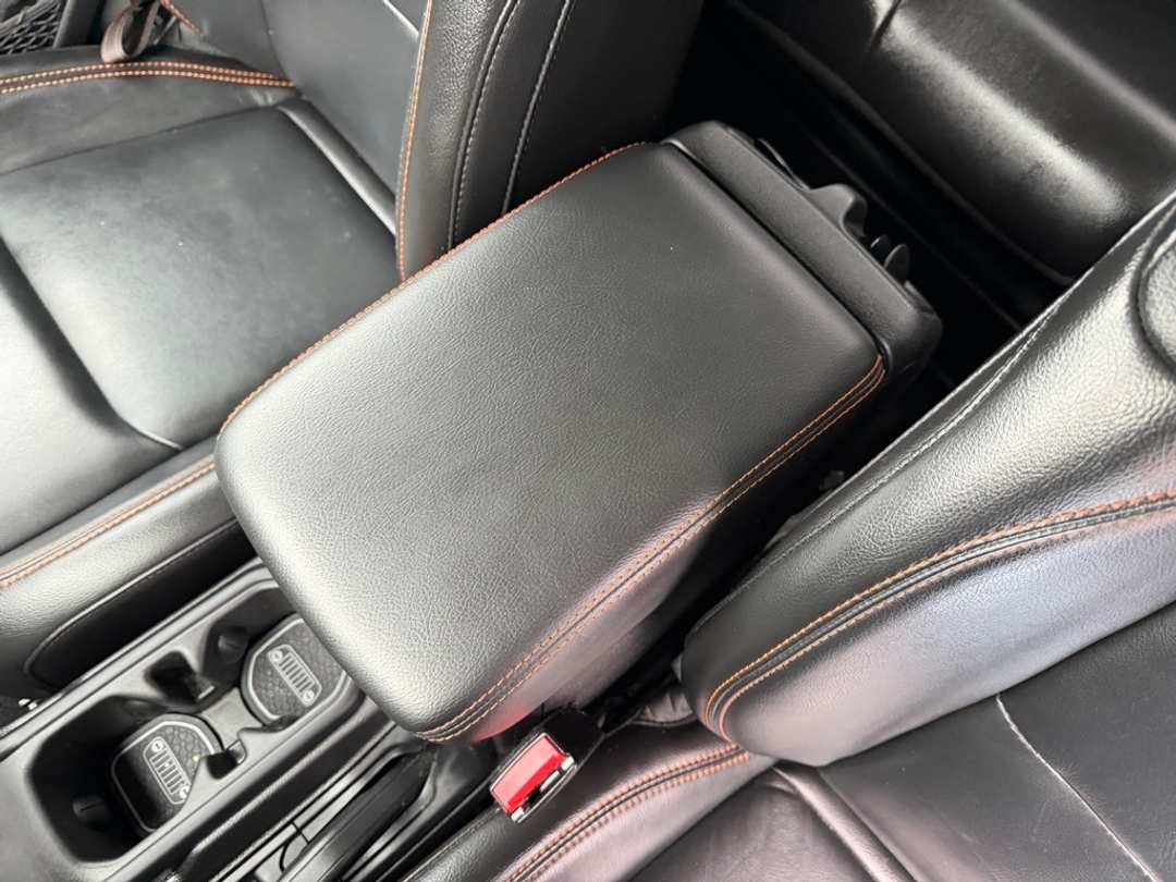 2023 Jeep Gladiator Mojave - Image 24