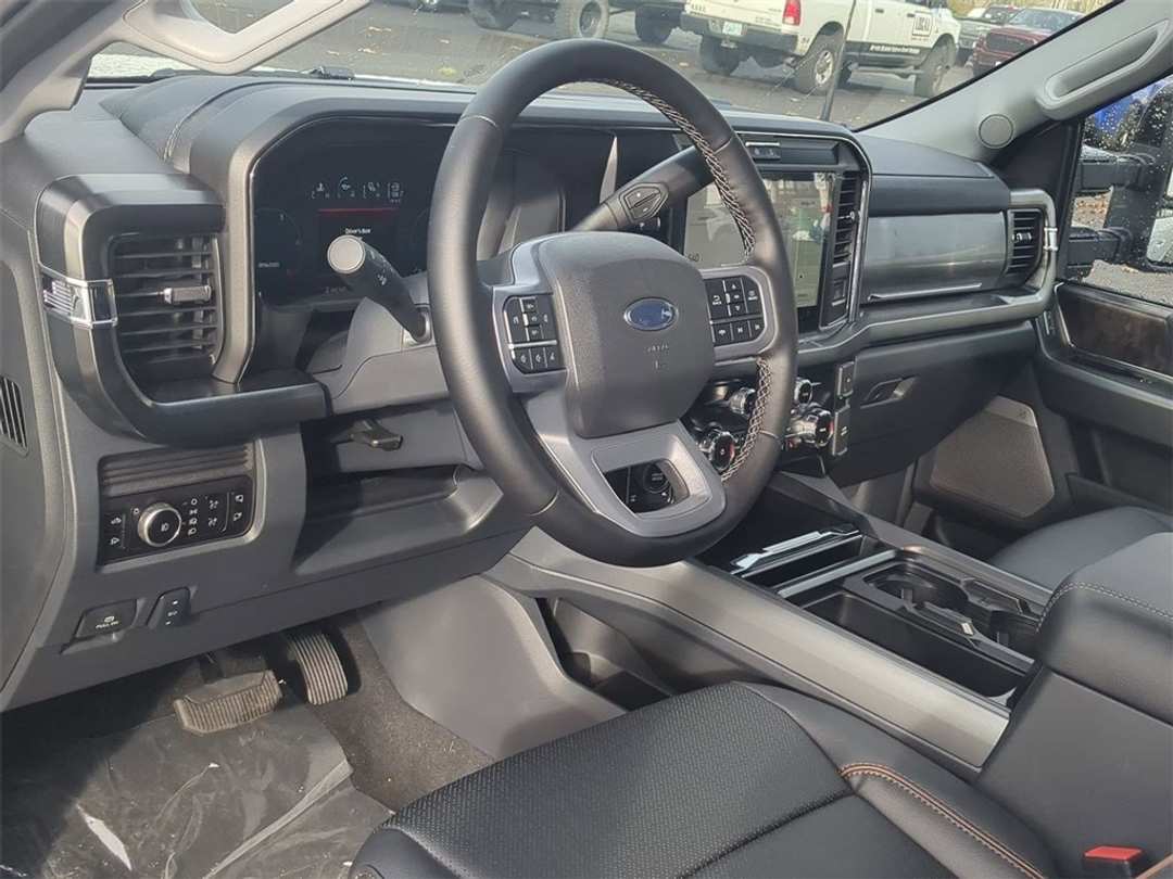 2026 Ford F-350Sd Lariat - Image 12