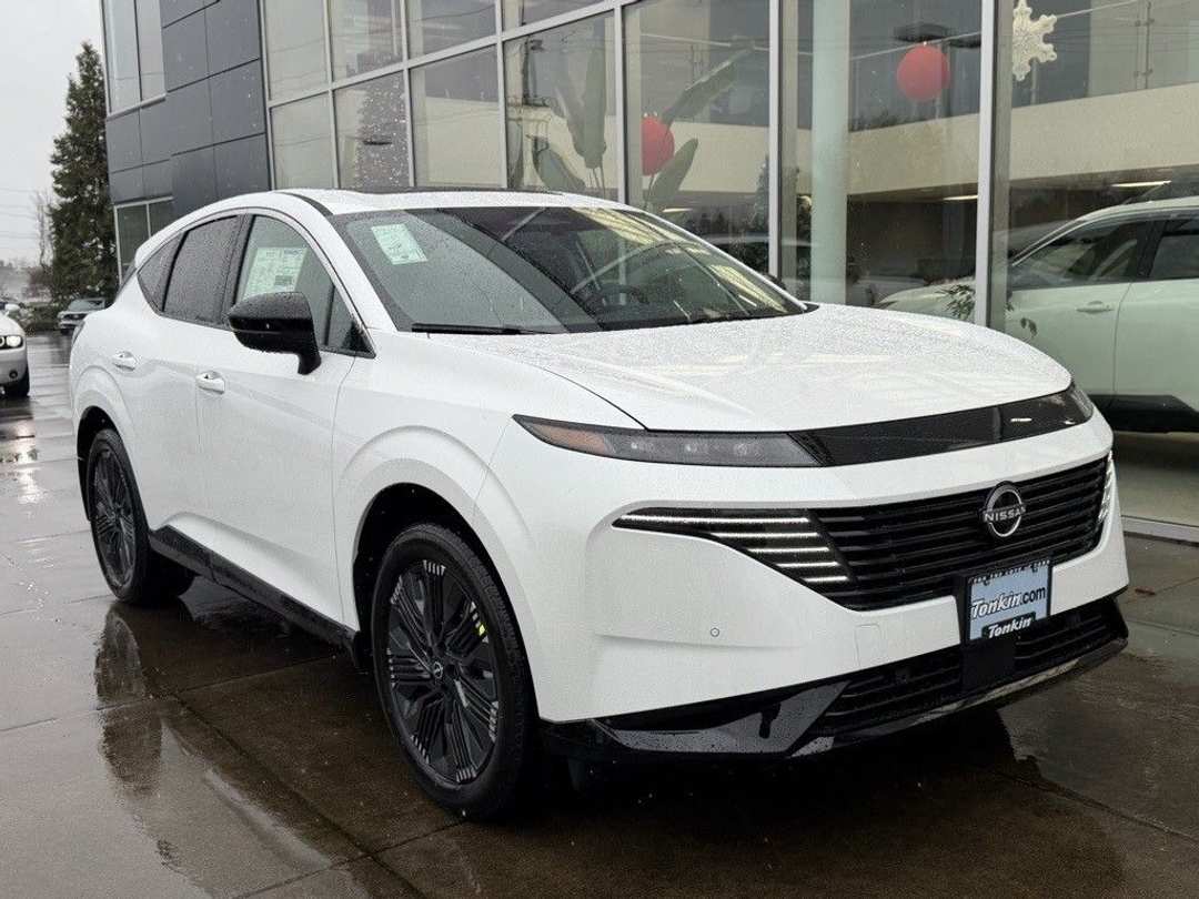 2026 Nissan Murano Platinum - Image 2