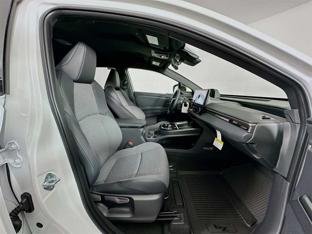 2026 Toyota Bz XLE Plus - Image 28