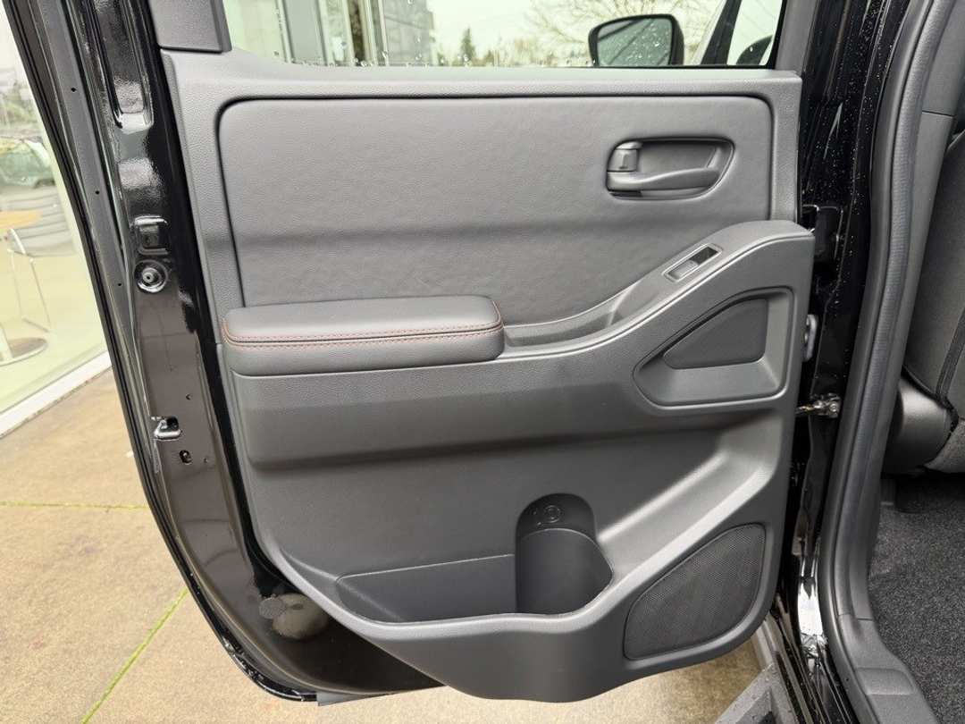 2026 Nissan Frontier PRO4X - Image 27