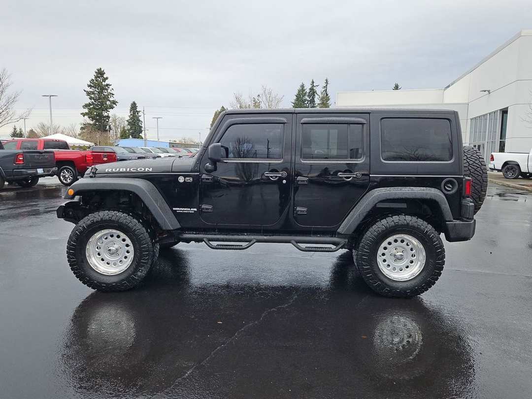 2017 Jeep Wrangler Unlimited Rubicon - Image 3