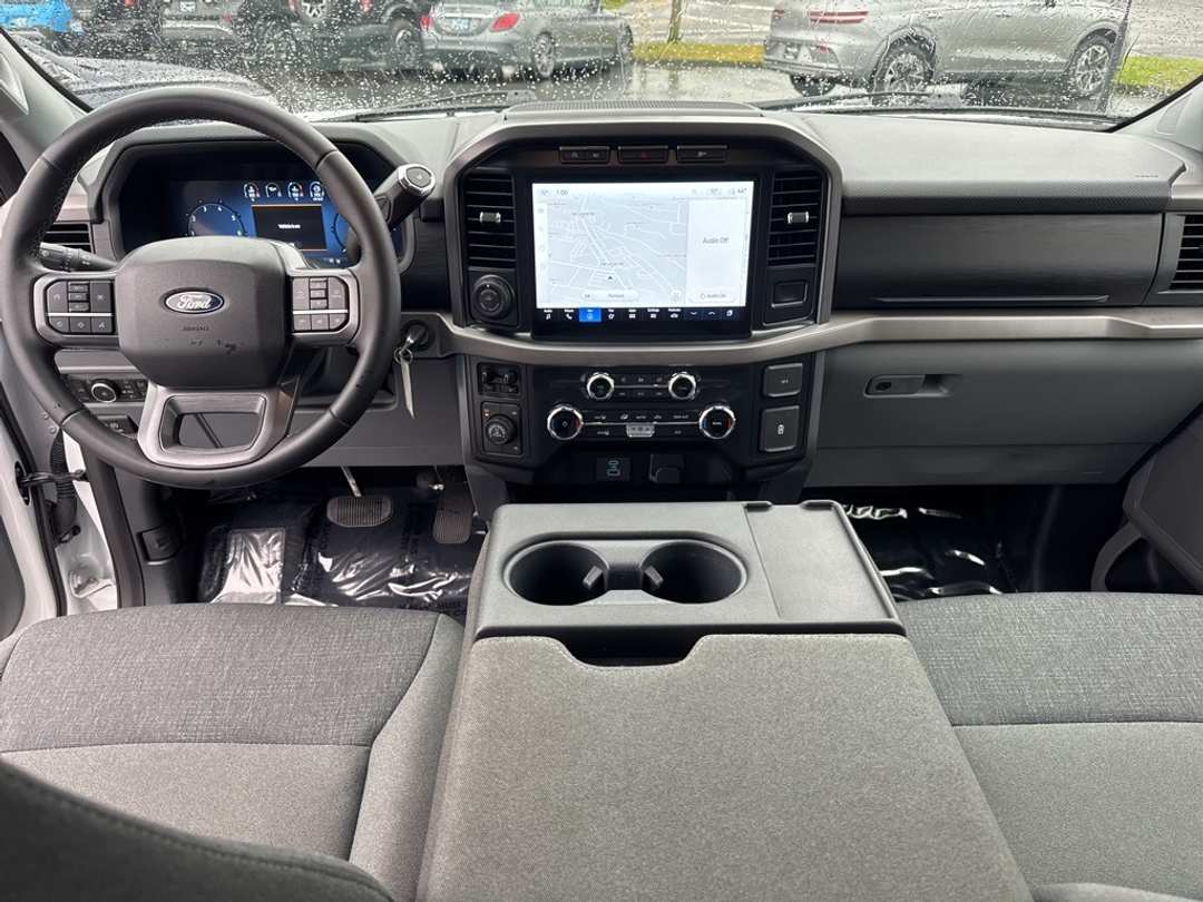 2024 Ford F-150 XLT - Image 39