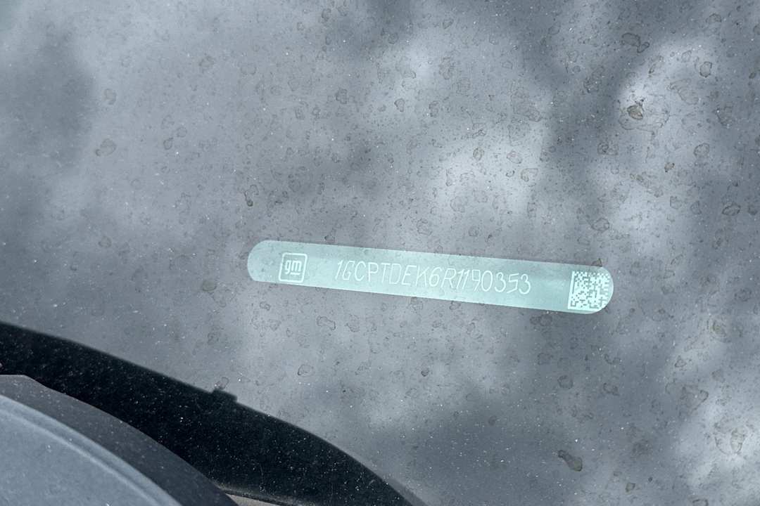 2024 Chevrolet Colorado Z71 - Image 2