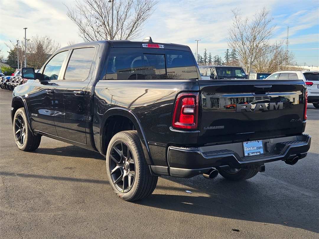 2026 Ram 1500 Laramie - Image 4