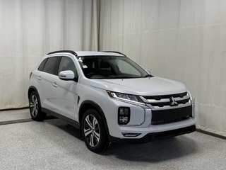2024 Mitsubishi Rvr SE