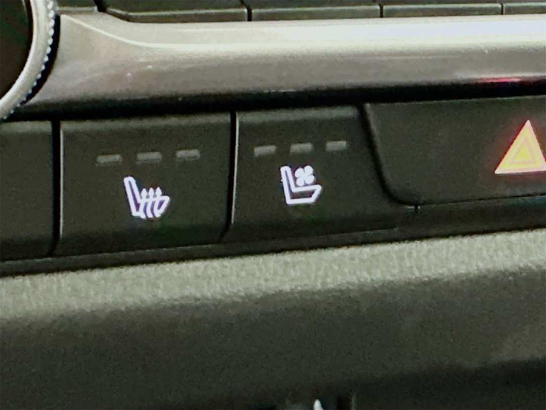 2026 MAZDA Cx-50 Premium - Image 21