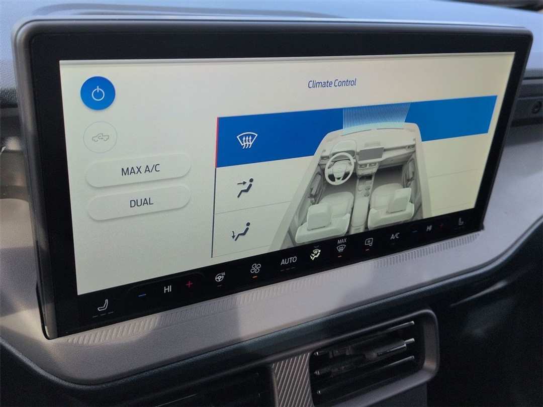 2026 Ford Maverick Lariat - Image 21