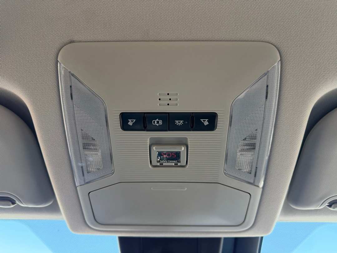 2019 Toyota Rav4 LE - Image 28