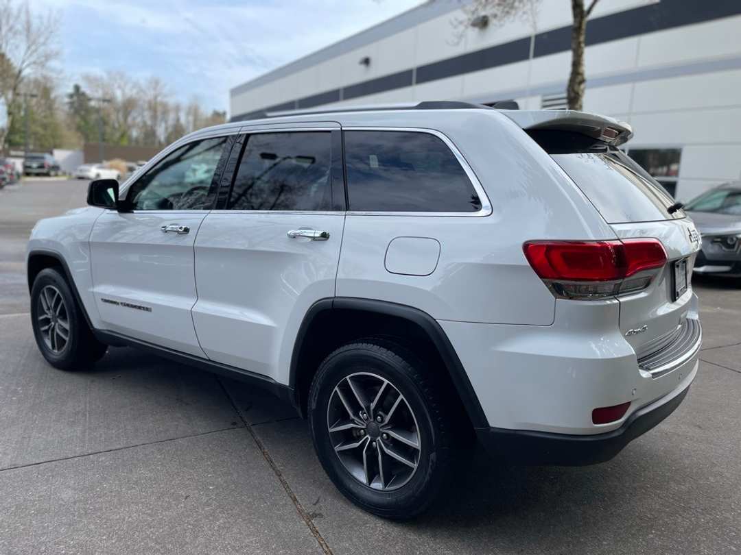 2019 Jeep Grand Cherokee Limited - Image 6
