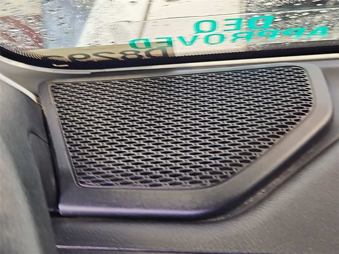 2020 Jeep Wrangler Rubicon - Image 12