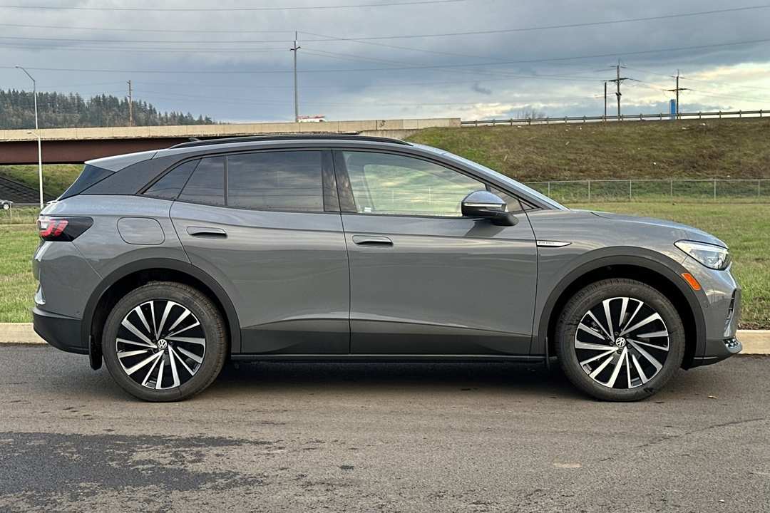 2026 Volkswagen Id.4 Pro - Image 2