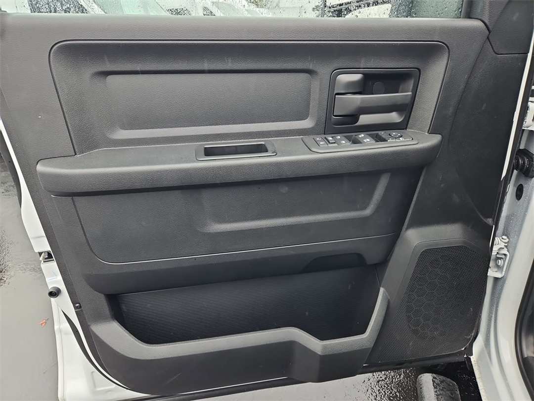 2026 Ram 3500 Tradesman - Image 10