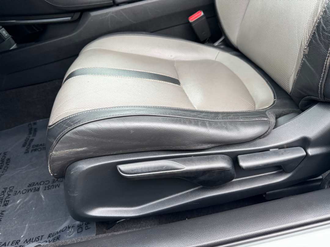 2017 Honda Civic Touring - Image 14