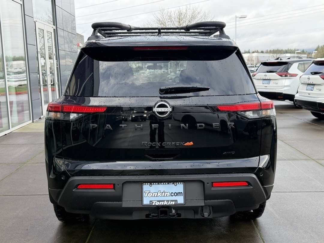 2025 Nissan Pathfinder Rock Creek - Image 6
