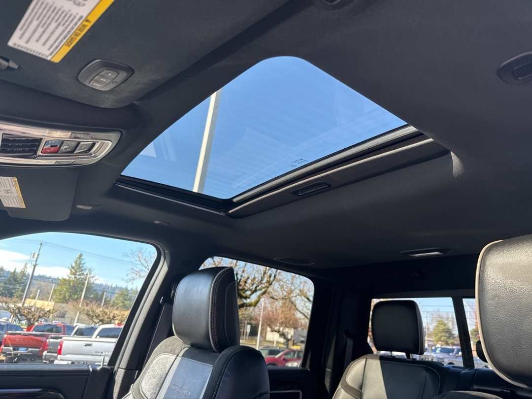 2022 Ram 2500 Laramie - Image 16