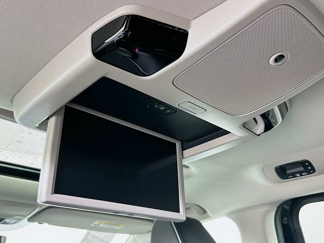 2026 Honda Odyssey Touring - Image 26