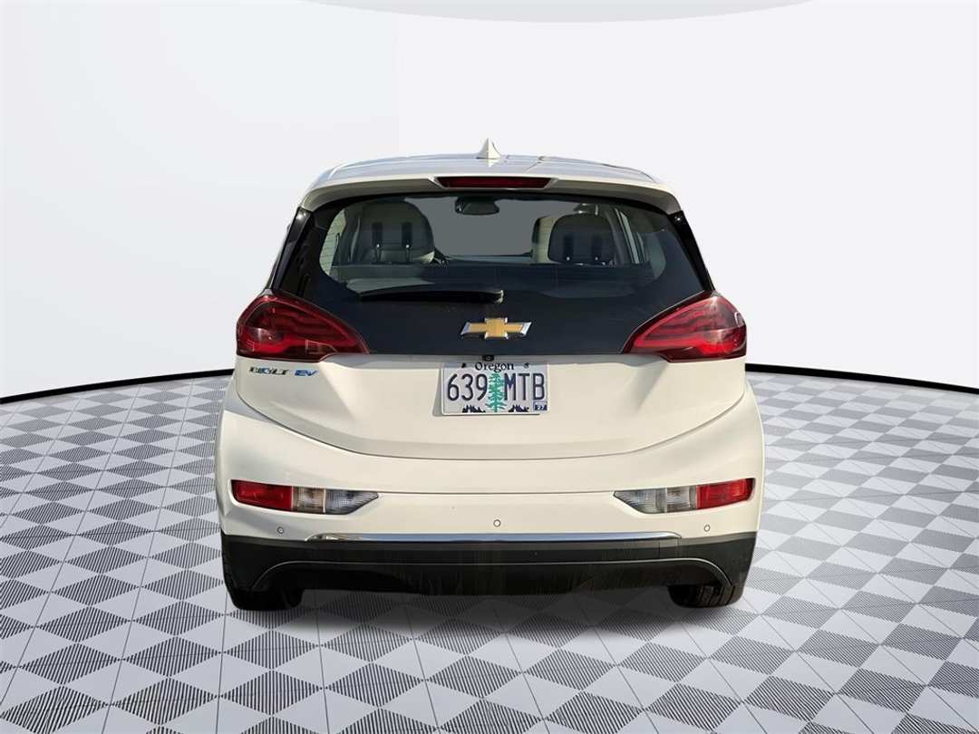 2020 Chevrolet Bolt Ev LT - Image 6