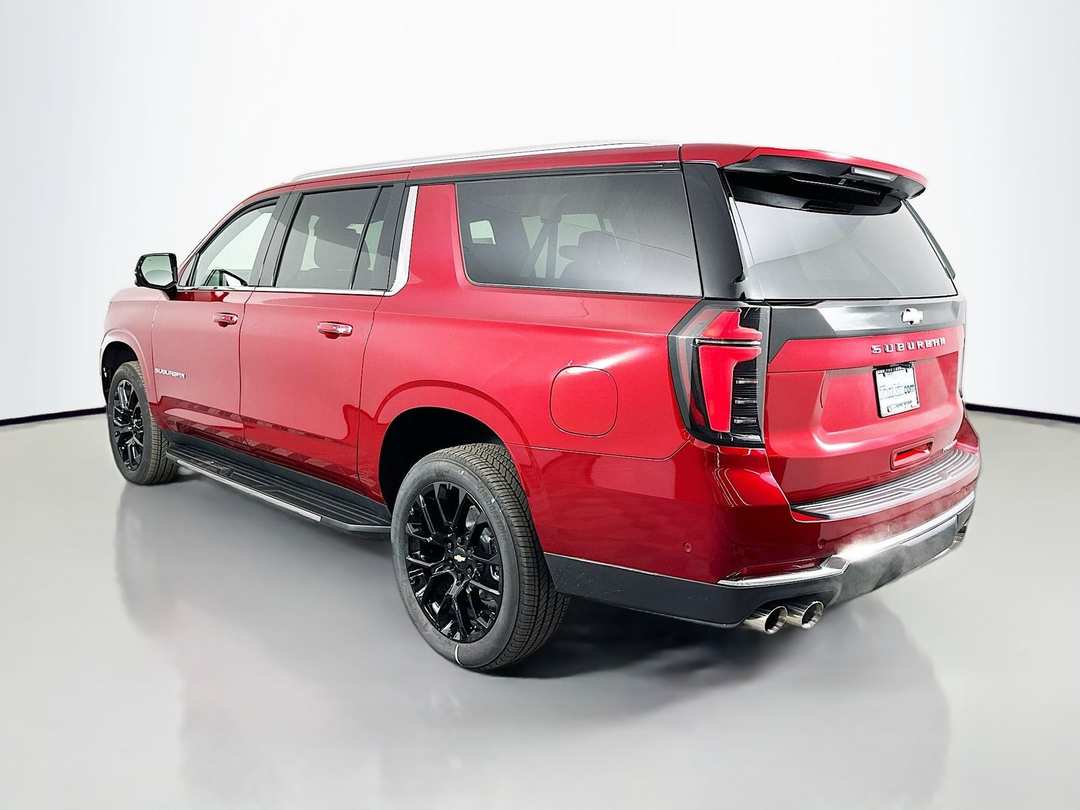 2025 Chevrolet Suburban Premier - Image 6