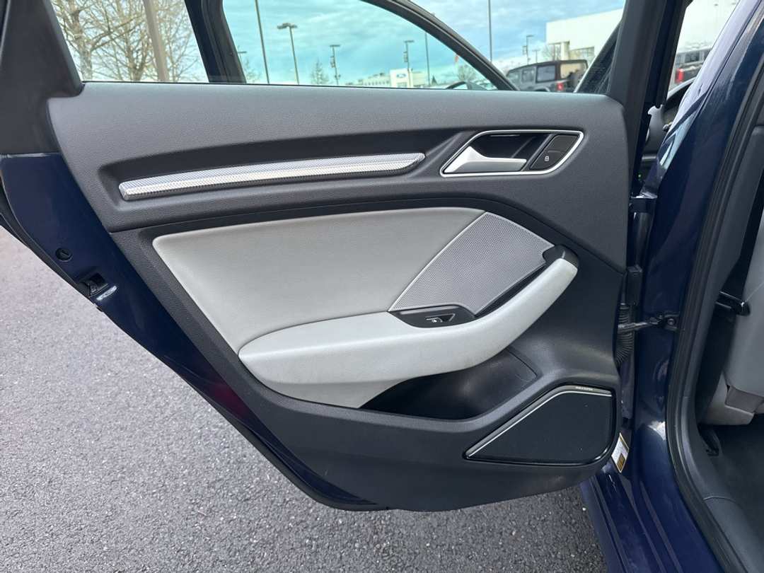 2017 Audi A3 E-Tron 1.4T Premium - Image 17