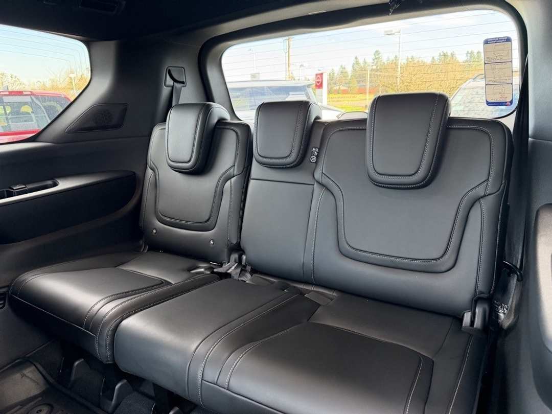 2026 Nissan Armada PRO4X - Image 31