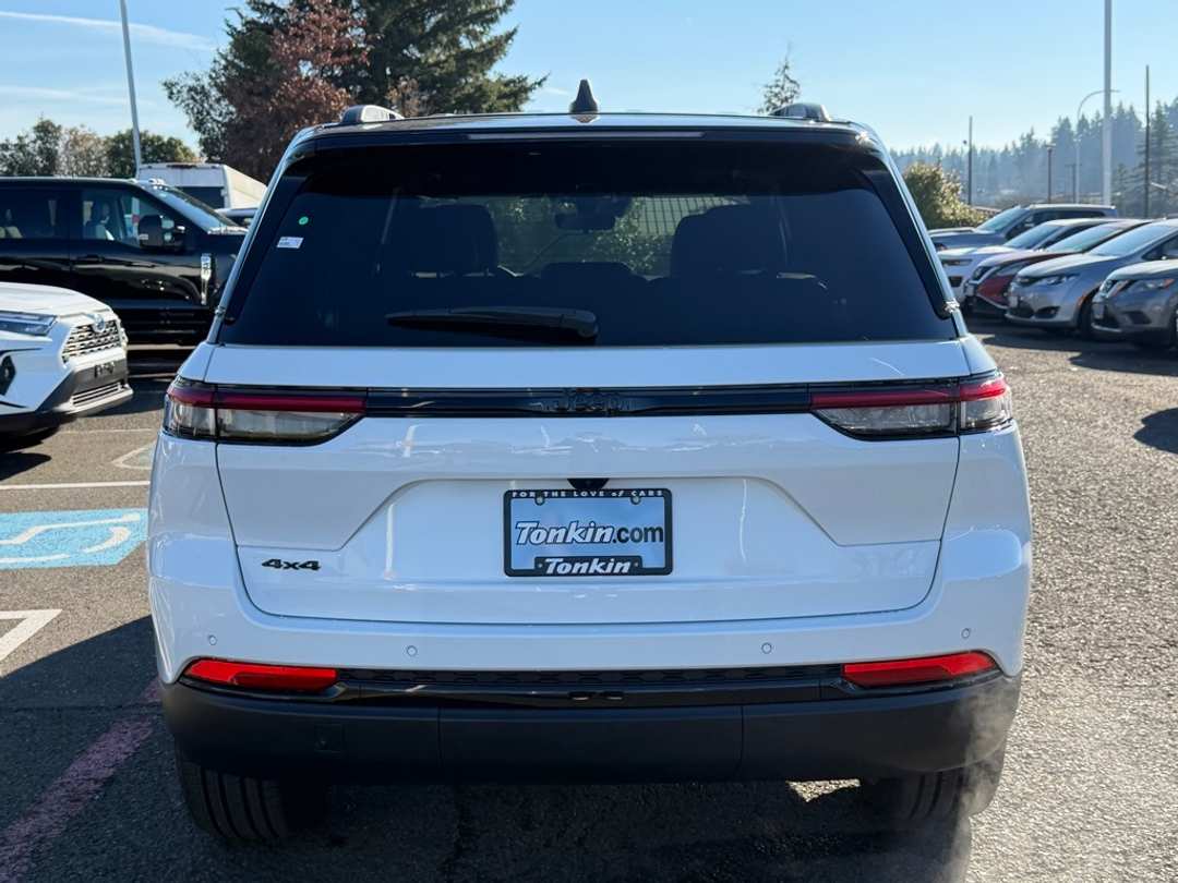 2025 Jeep Grand Cherokee Limited - Image 7