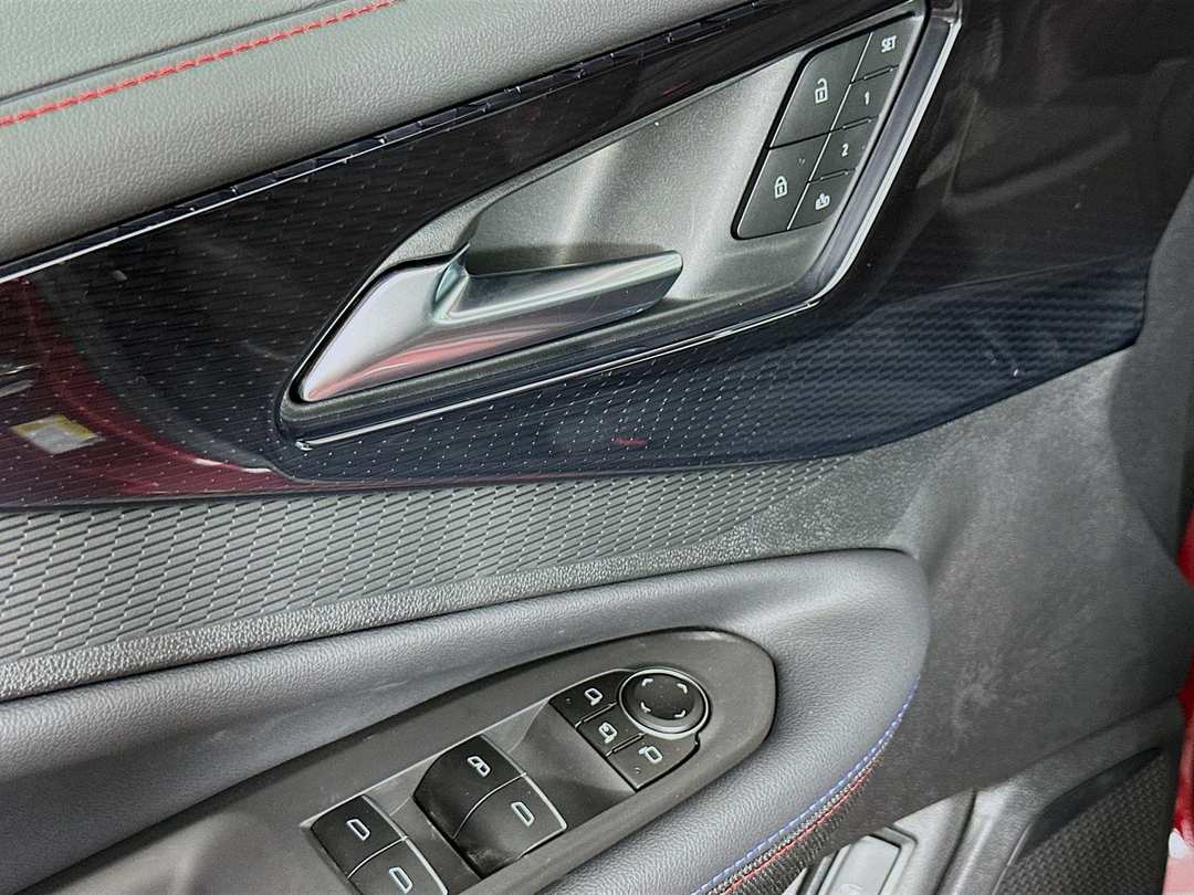 2026 Chevrolet Blazer Ev RS - Image 18