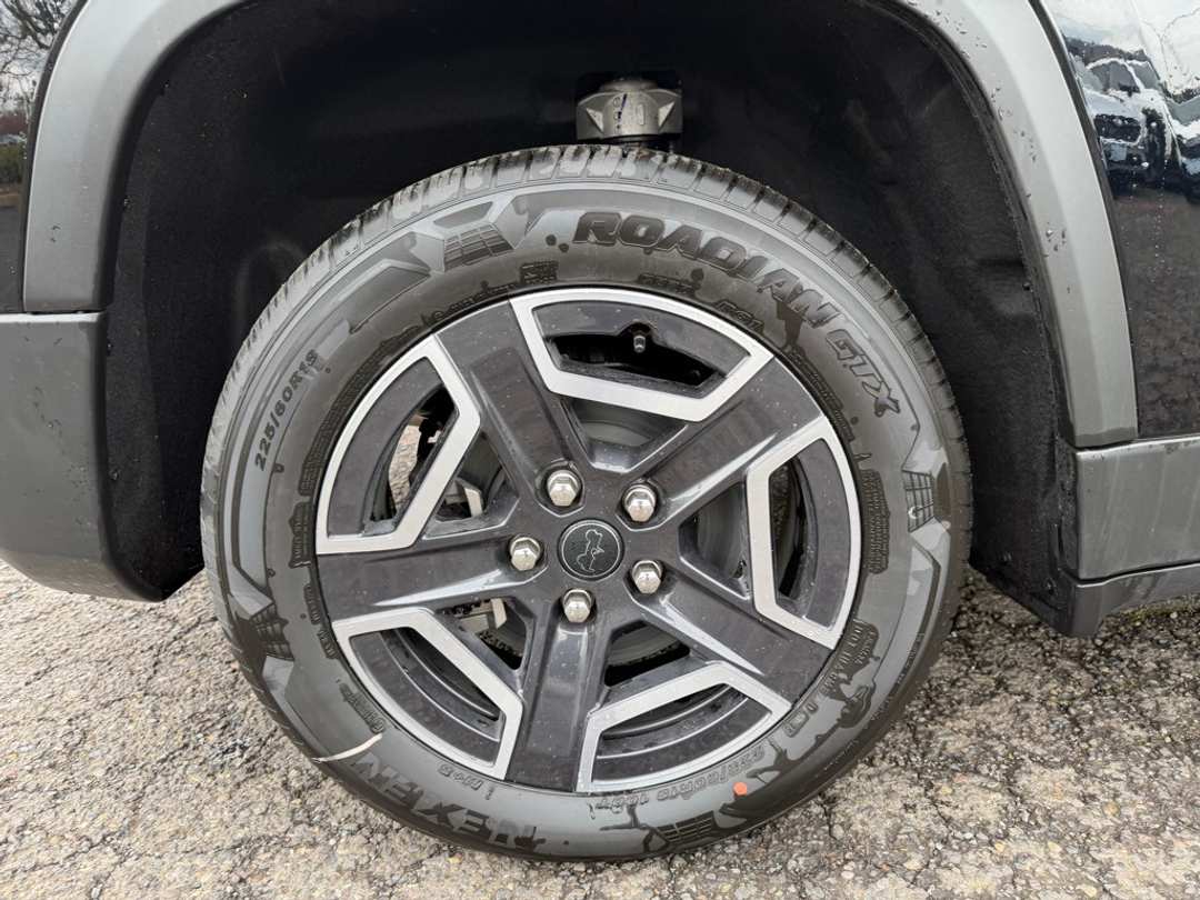 2026 Jeep Cherokee Laredo - Image 10