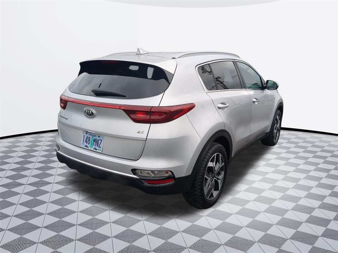 2021 Kia Sportage EX - Image 6