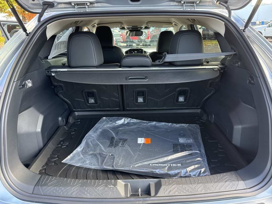 2025 Subaru Crosstrek Limited - Image 20