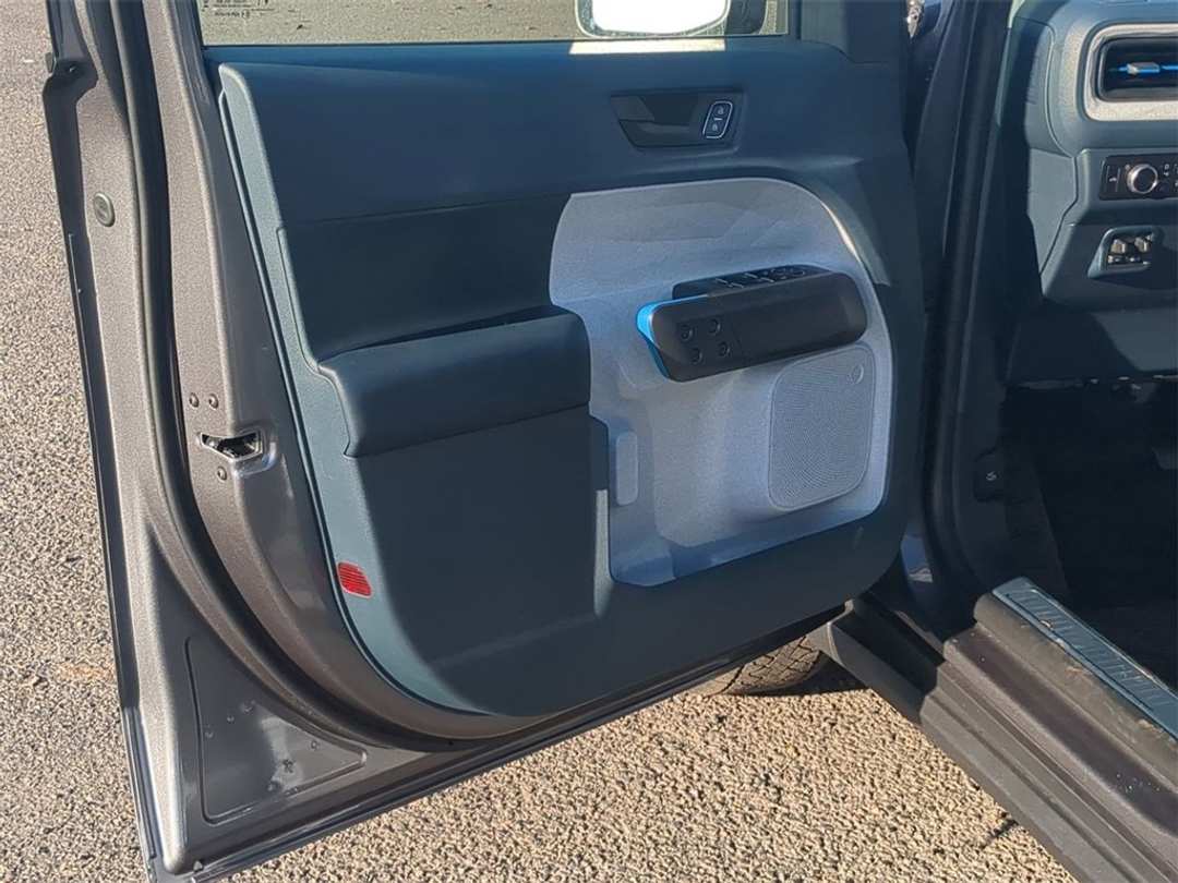 2025 Ford Maverick XLT - Image 9