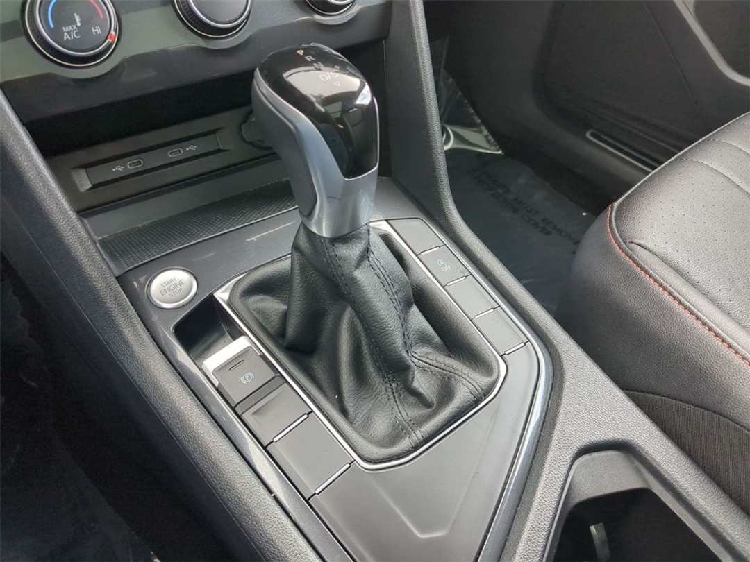 2024 Volkswagen Tiguan 2.0T Wolfsburg Edition - Image 19