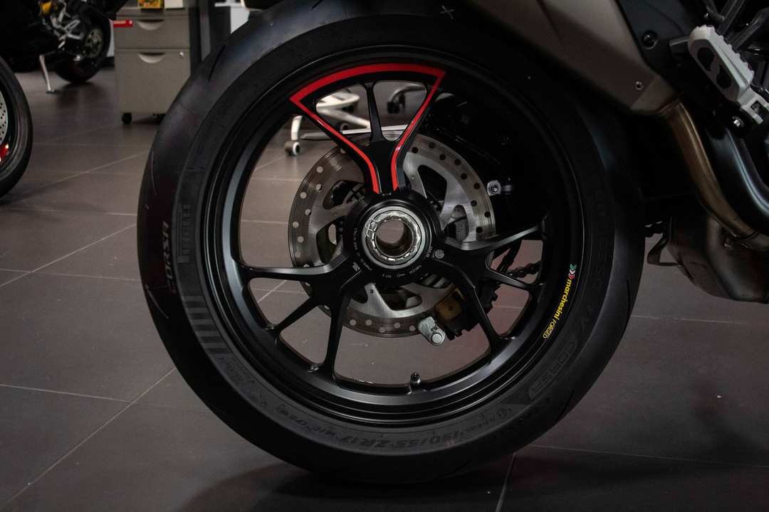 2025 Ducati Multistrada V4 Rs - Image 11