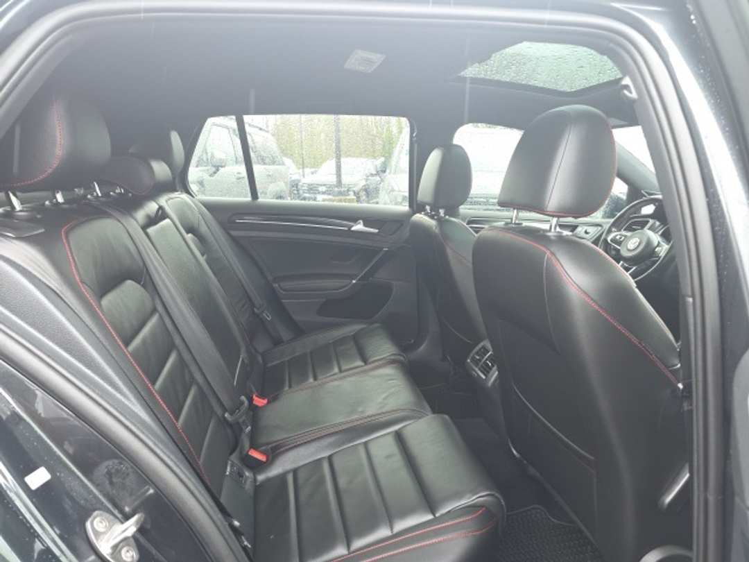 2017 Volkswagen Golf Gti SE - Image 24