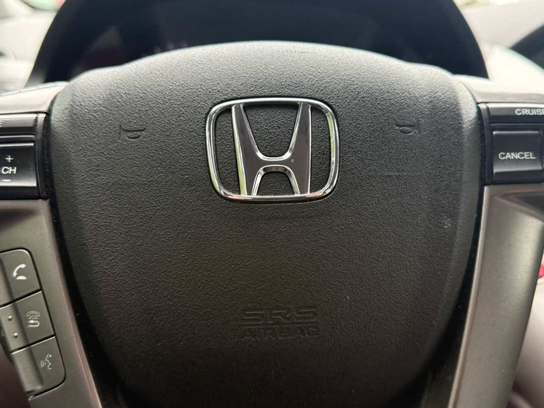 2015 Honda Odyssey EXL - Image 30