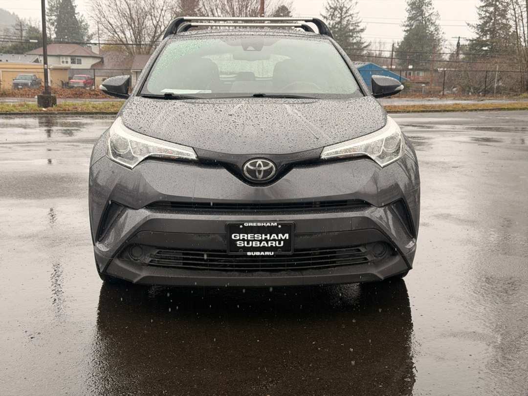 2019 Toyota C-Hr XLE - Image 2