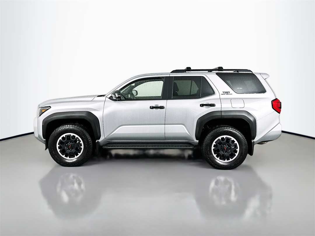 2025 Toyota 4Runner TRD OffRoad - Image 4