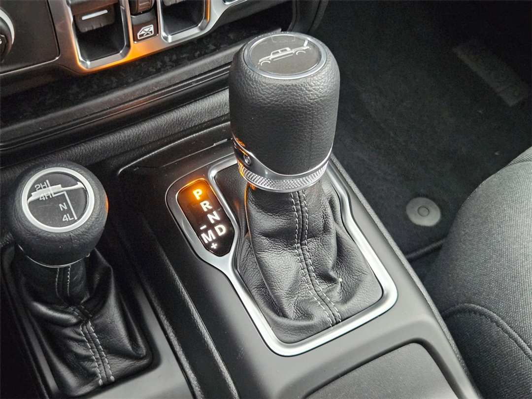 2026 Jeep Gladiator Sport - Image 18