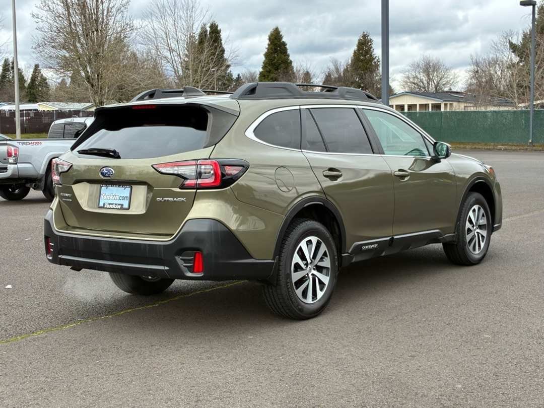 2021 Subaru Outback Premium - Image 7