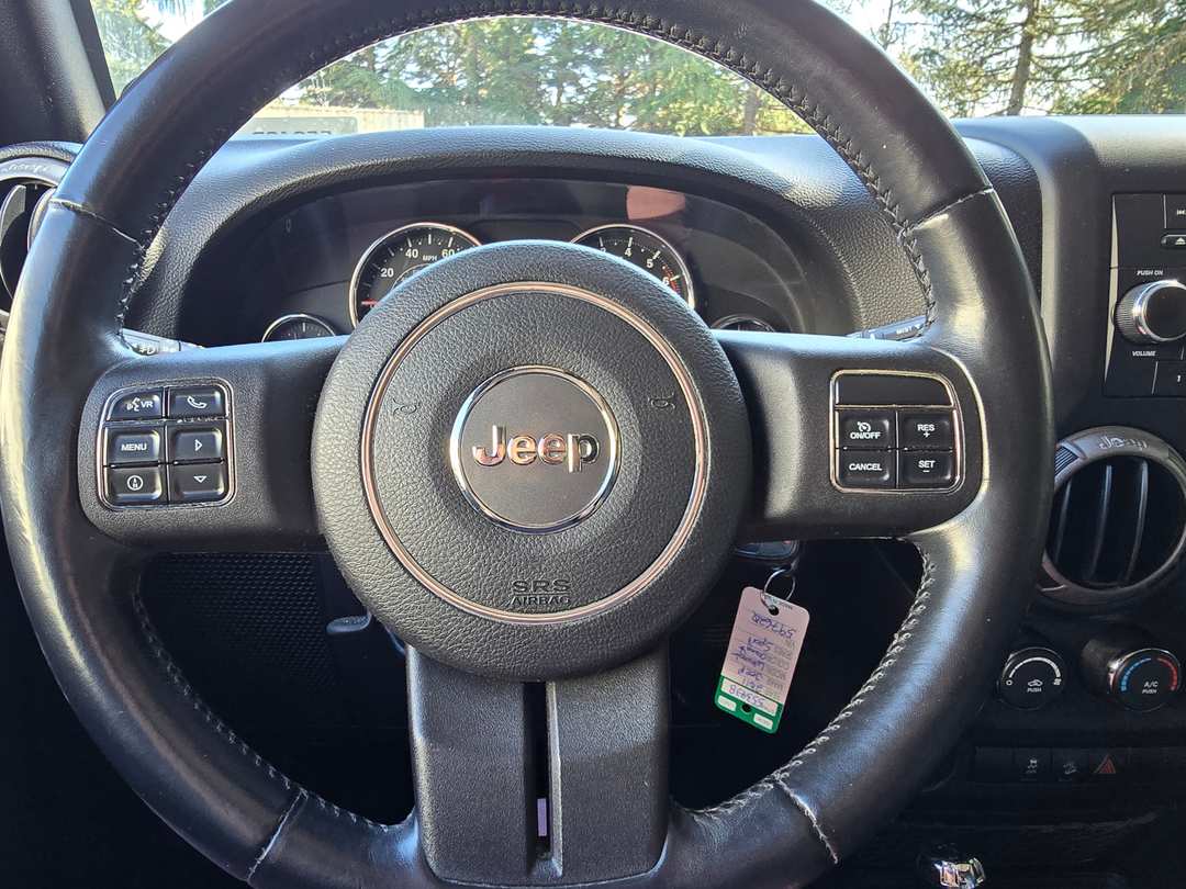 2011 Jeep Wrangler Unlimited Sport - Image 3