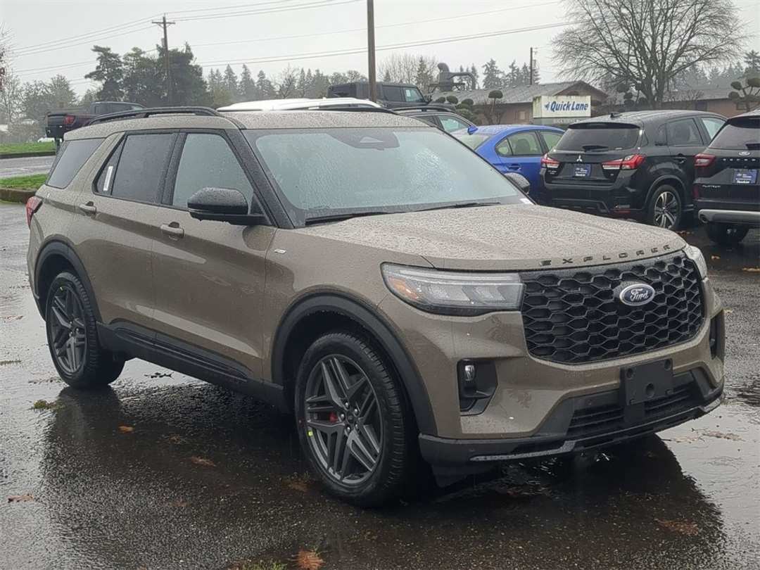 2026 Ford Explorer STLine - Image 7