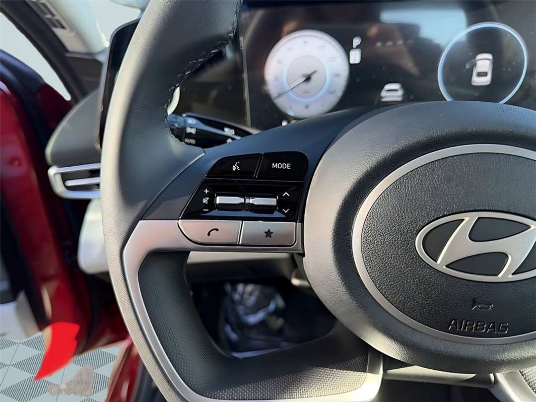 2026 Hyundai Elantra Limited - Image 17