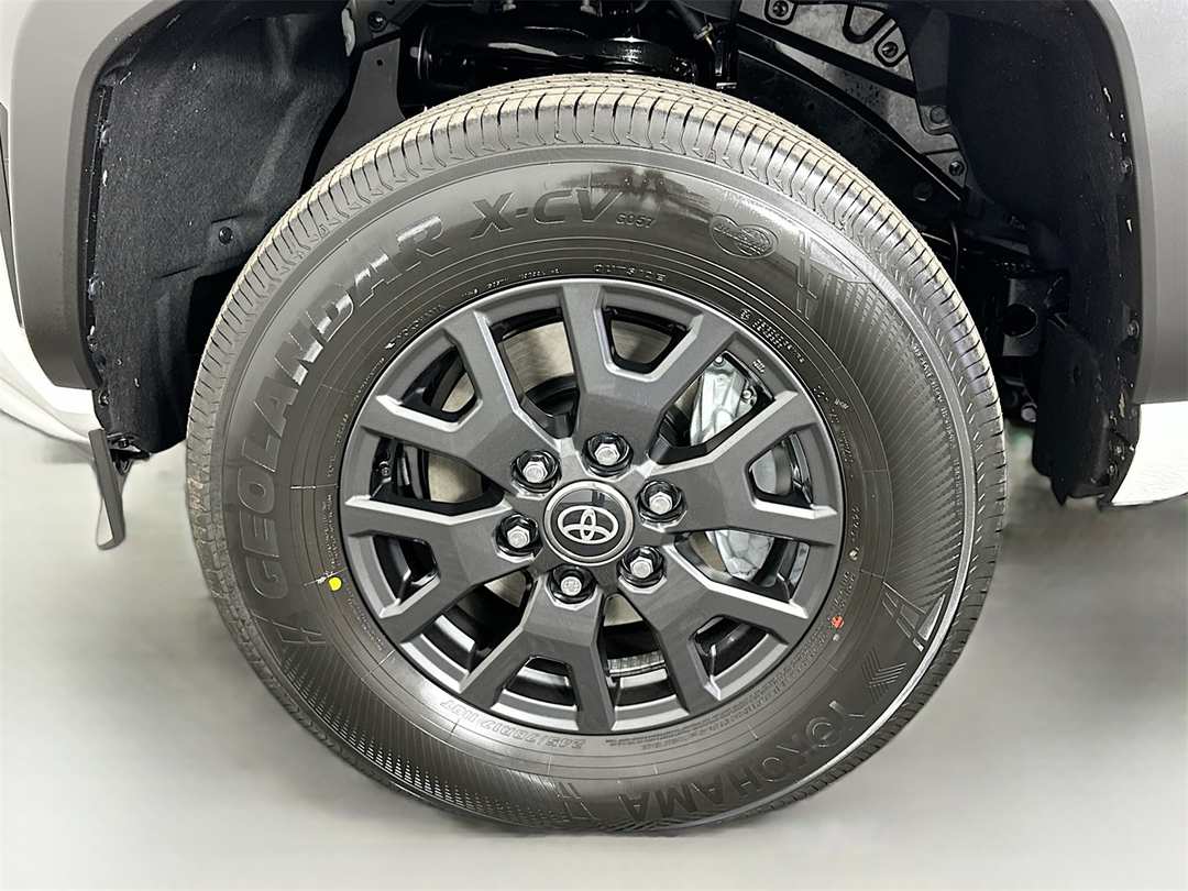 2026 Toyota 4Runner SR5 - Image 31